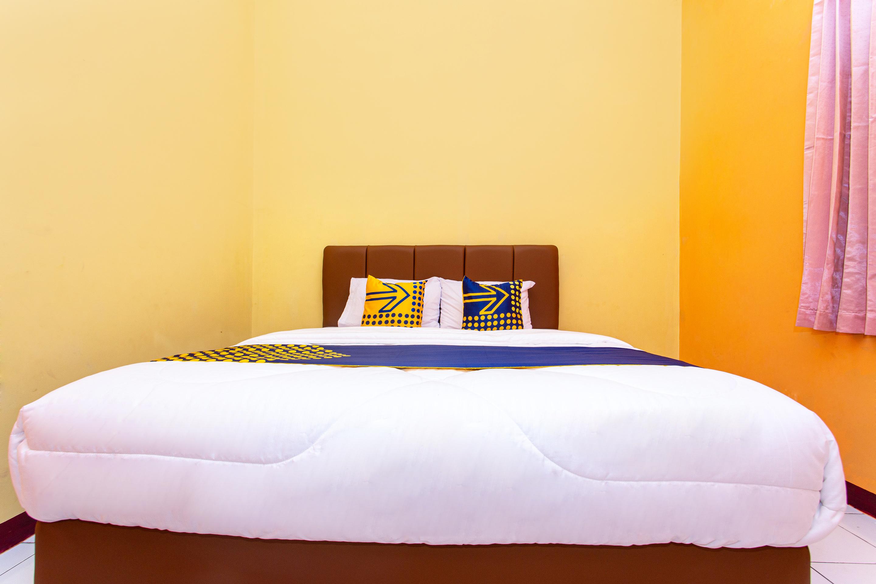 Spot On 2697 Homy House Hotell Semarang Eksteriør bilde