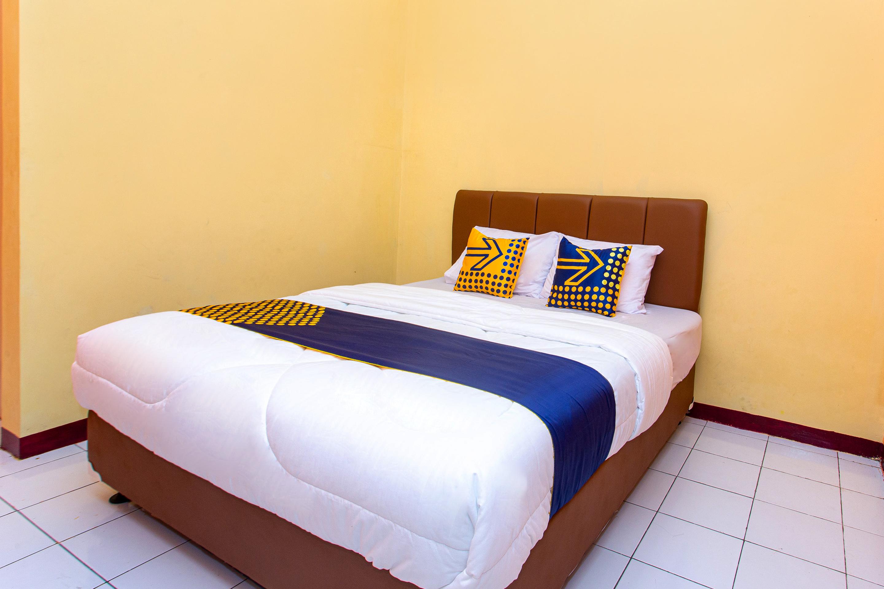 Spot On 2697 Homy House Hotell Semarang Eksteriør bilde