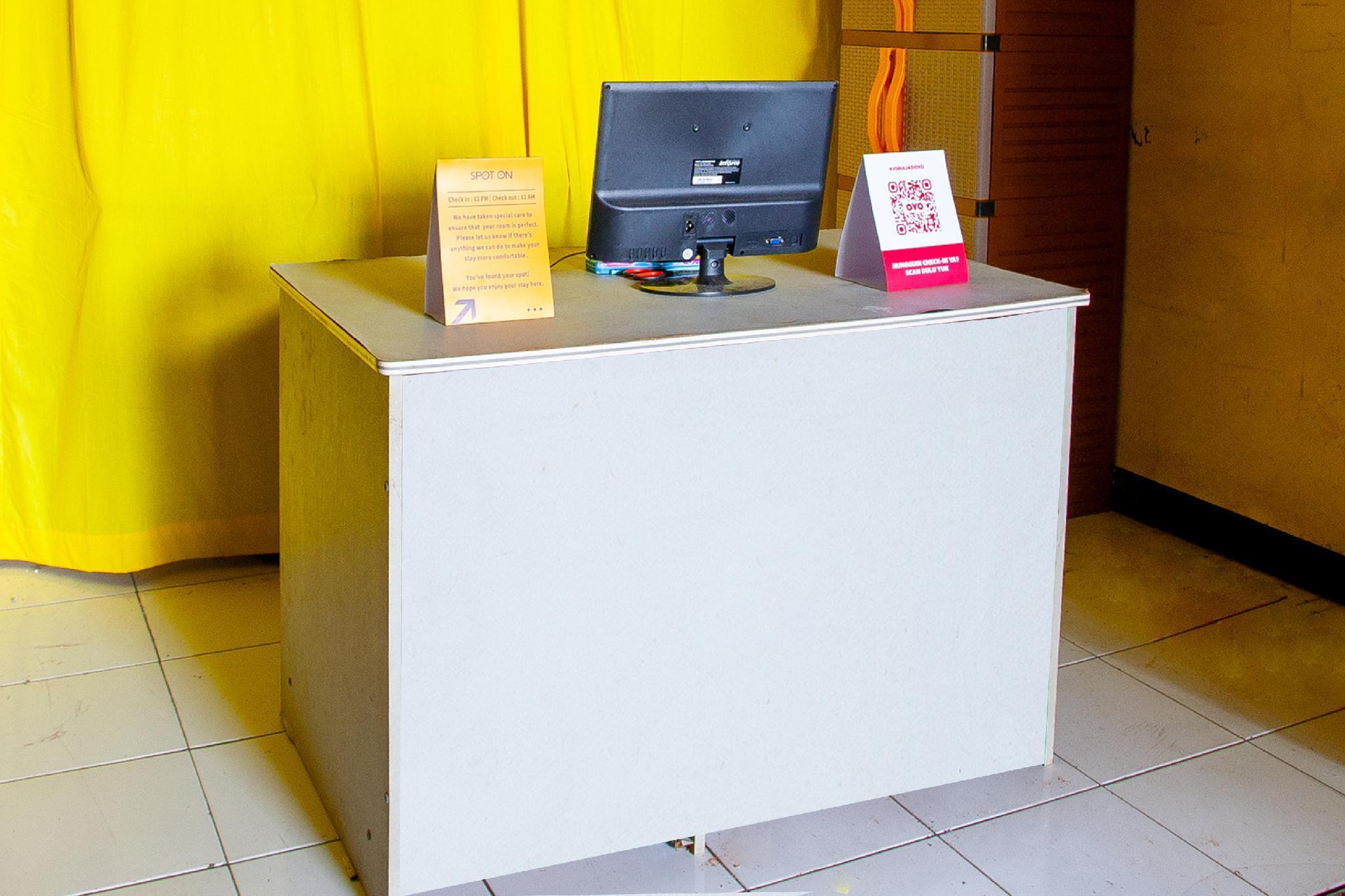 Spot On 2697 Homy House Hotell Semarang Eksteriør bilde